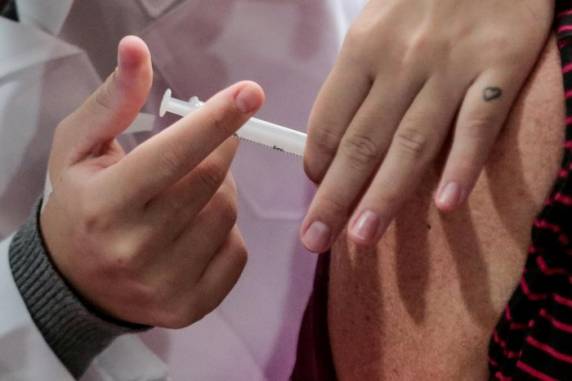 Com este reforço, Estado deve avançar na imunização de pessoas com comorbidades e completar a faixa etária dos 60 e 61 anos