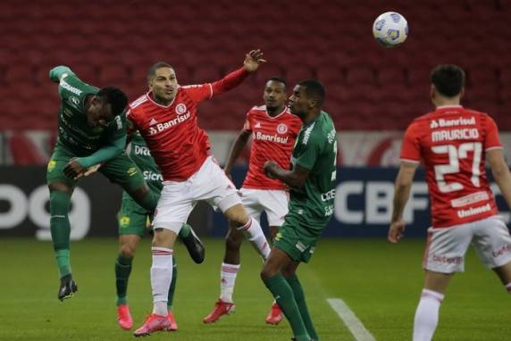 Equipes fizeram jogo sem gols na noite deste sábado