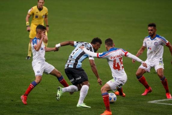 Com gols de Borja e Diego Souza, Tricolor venceu a segunda seguida e foi para o 17° lugar