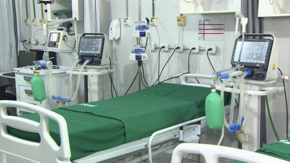 Possível piora ocorre em meio ao avanço da variante Delta, altamente transmissível