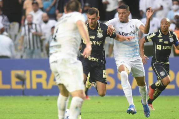 Com 1 a 0 na Vila Belmiro, Tricolor chega a quatro jogos sem vencer e terminará mais uma rodada consecutiva na zona de rebaixamento