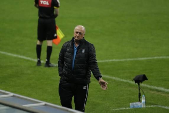 Treinador encerrou sua quarta passagem pelo Tricolor sem conseguir livrar o time do Z-4