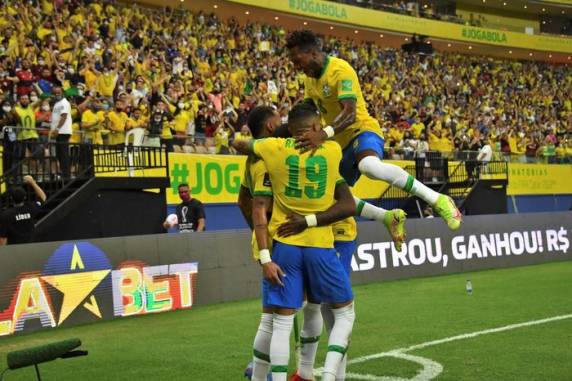 Seleção Brasileira soma 31 pontos e está na liderança do grupo Sul-Americano nas Eliminatórias
