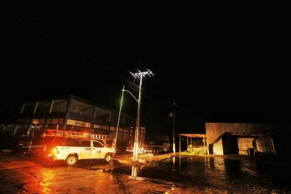 Na região coberta pela RGE, são 44 mil unidades sem luz na noite desta terça-feira