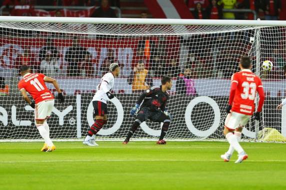 Colorado chegou aos 18 pontos na tabela e assumiu a terceira colocação