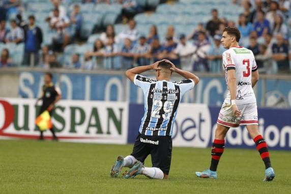 Distância para quinto colocado pode cair para cinco pontos se o Tombense ganhar neste sábado