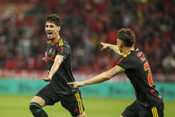 Colorado ultrapassou o Athletico-PR e agora seca o Corinthians para ficar no G-4