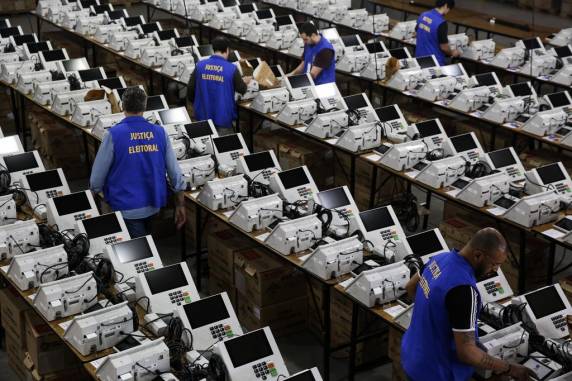 São 29 mil dispositivos no Rio Grande do Sul; maioria dos municípios deve começar a programação na segunda-feira