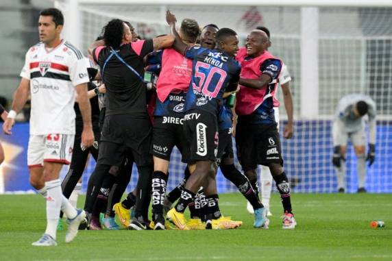 Time equatoriano fez 2 a 0 em Córdoba, na Argentina