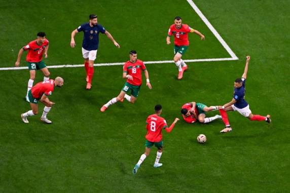 Europeus venceram por 2 a 0, gols de Giroud e Kolo Muani, e disputarão o tri mundial no domingo