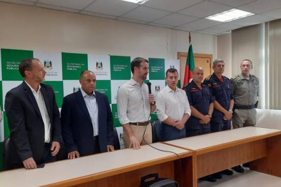 Delegado Fernando Sodré e coronel Eduardo Estevam Rodrigues assumem o comando das corporações