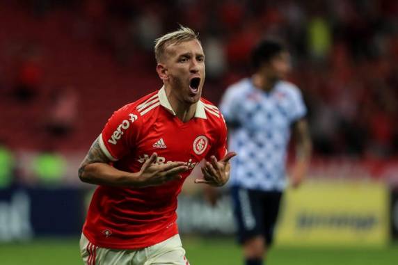 Pedro Henrique e Lucca marcaram os gols na vitória por 2 a 0