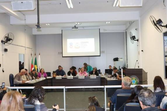 Foram sete votos pela cassação de Eliel Alves e eram necessários oito para o parlamentar perder o mandato