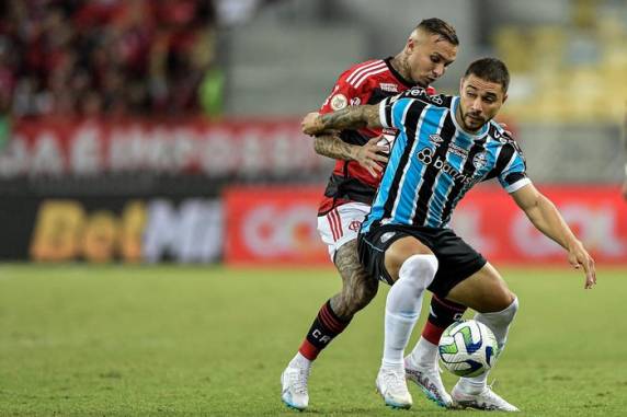Em jogo da 10ª rodada, Tricolor foi derrotado por 3 a 0 no Maracanã