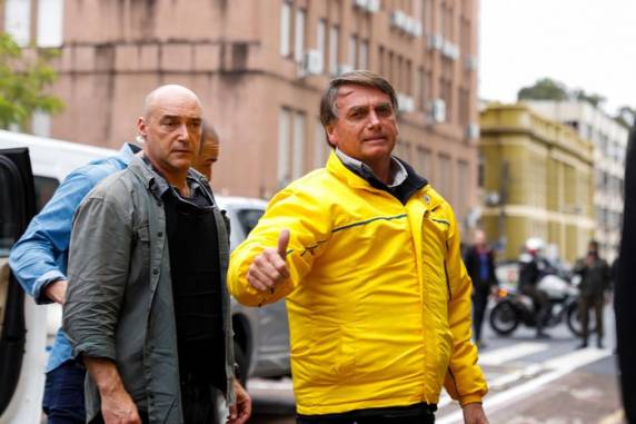 Ex-presidente conhece feira de logística e participa de eventos políticos no Estado