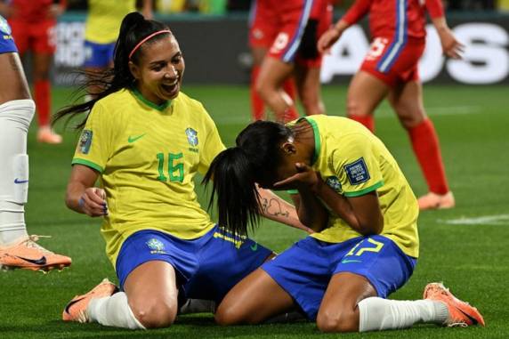 Seleção assumiu a liderança do Grupo F