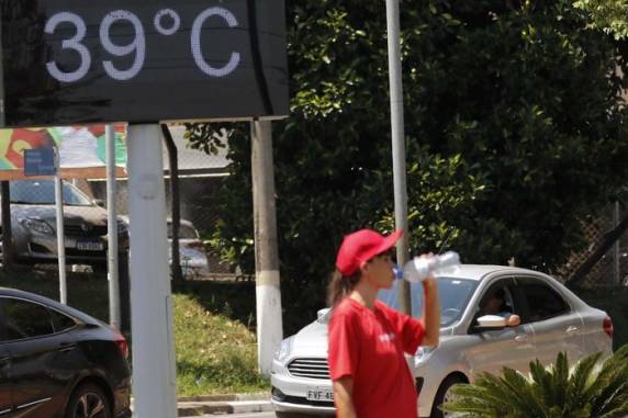 Grande sistema de alta pressão atmosférica também perde força, o que favorece a mudança climática