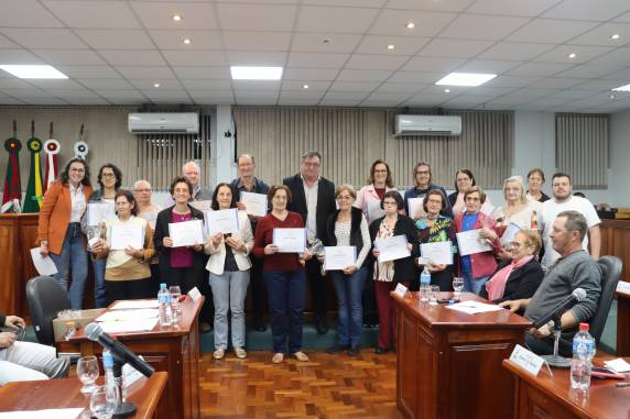 O Governo Municipal através da Secretaria de Desenvolvimento Social com o apoio do Sicredi, está realizando a 12º Semana Municipal do Idoso.