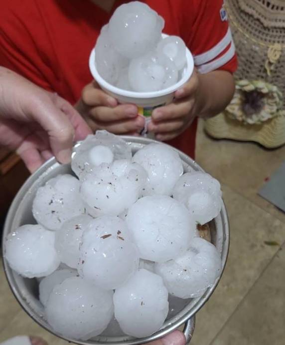 A queda de granizo atingiu os municípios de Cerro Largo, São Nicolau, São Pedro do Butiá e Salvador das Missões.