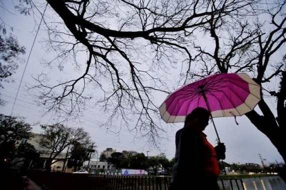 Fim de outubro e início de novembro será marcado por pancadas a qualquer hora do dia e temperatura amena