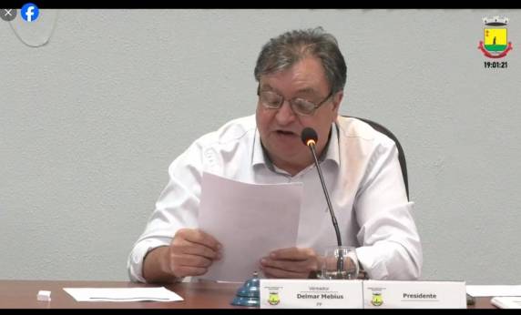 Vereador Delmar Mébius (PP) diz que a Lei Orgânica Municipal permite mandatos de 2 anos para o Presidente do Poder Legislativo