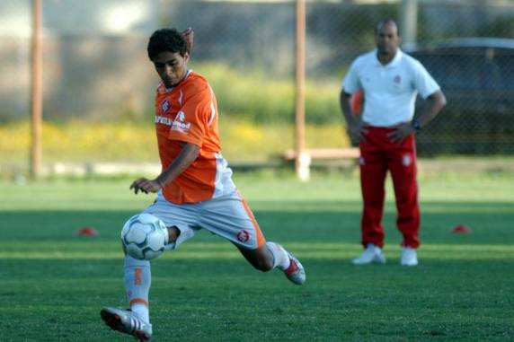 Alagoano Cleiton Xavier tem pendência de três meses com a ex-esposa