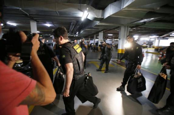 Texto foi achado na sala do ex-presidente Jair Bolsonaro durante Operação Tempus Veritatis, que apura suposta organização criminosa que teria atuado em tentativa de golpe de Estado em 2022