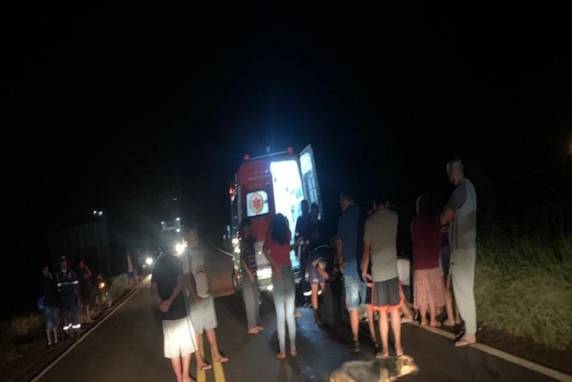 Um veículo atropelou um indígena que andava de bicicleta pela rodovia