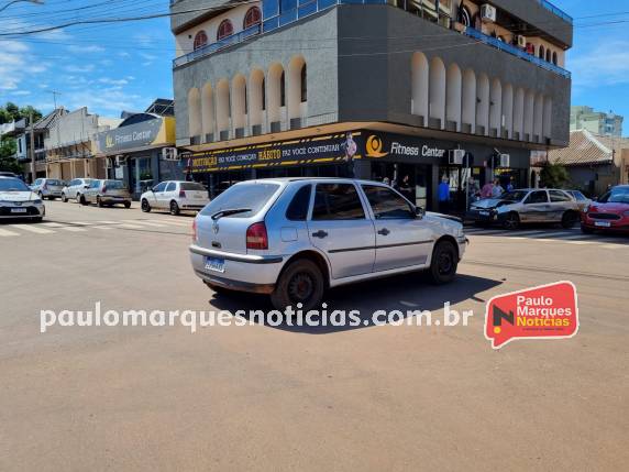 Dois veículos Gol foram envolvidos no acidente