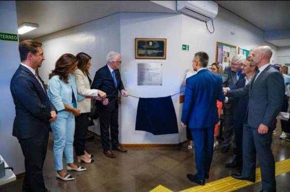 O ato ocorreu na sede do Ministério Público do Rio Grande do Sul (MPRS) na cidade e contou com a presença do procurador-geral de Justiça, Alexandre Saltz, que comemorou o momento da instituição junto da comunidade local.