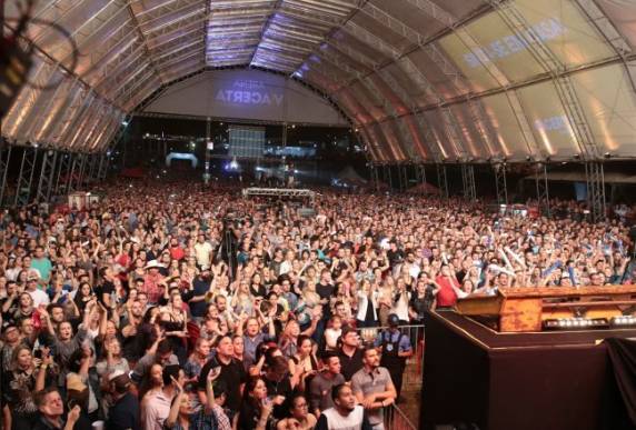 No sábado (18/05) as apresentações de Julia e Rafaela + DJ GBR e na quinta-feira (23/05) o Show de Bandas com Rainha Musical, San Marino e Corpo e Alma terão entrada gratuita na área de Arena.