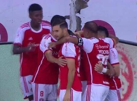 Time colorado saiu atrás com gol de Biel, mas passou à frente graças a Wesley e Fernando