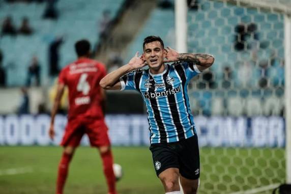 Cristaldo e Soteldo marcaram os gols da vitória tricolor