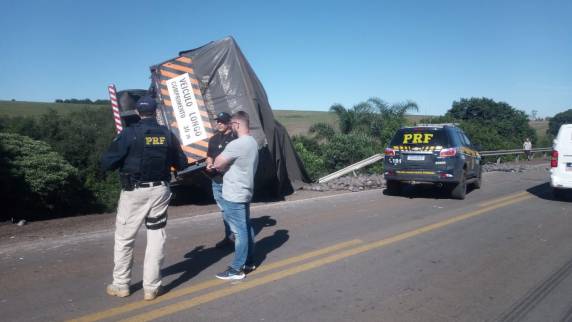 Caminhoneiro natural de Itaqui é a vítima fatal do acidente