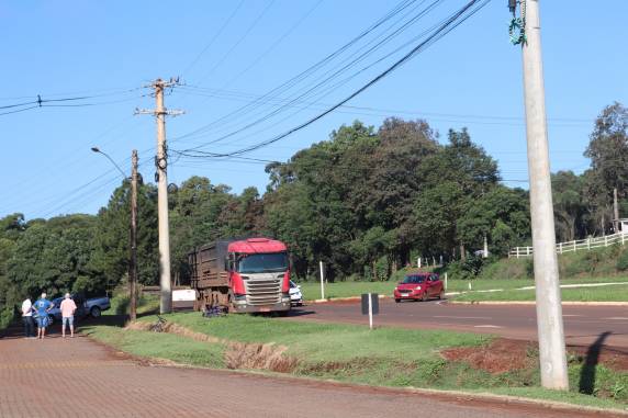 Idoso, de 80 anos, foi encaminhado para UTI do Hospital de Caridade nesta quinta-feira (25)