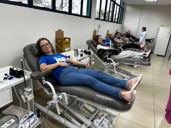 A Fenasoja também divulgou que repassará os valores arrecadados com os ingressos do primeiro dia da feira (17/05) para as famílias atingidas pelas chuvas. Além disso, durante todos os dias da feira, haverá pontos de recolhimento de alimentos, agasalhos e materiais de higiene e limpeza. 