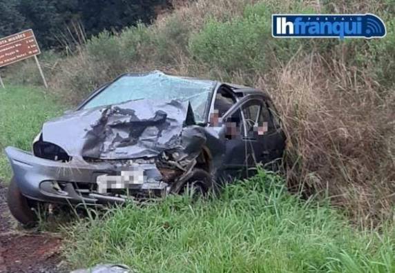 O condutor de um Monza, um homem de 64 anos, natural de Giruá morreu no local
