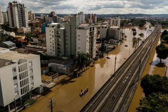 Clínica na qual o profissional atuava em Vila Velha declarou que ele foi vítima de um mal súbito