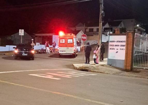 O acidente ocorreu no cruzamento das ruas 24 de Fevereiro e Floriano Peixoto