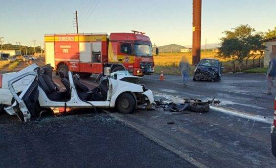 O caso ocorreu na SC-108, no bairro Zanette, em Meleiro, por volta das 6h30 desta segunda-feira (20)
