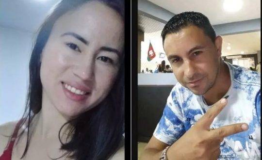 O Corpo de Bombeiros, junto às Polícias Militar e Civil, está no local para verificar se os corpos dos desaparecidos estão dentro do veículo encontrado