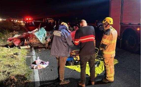 Acidente ocorreu na noite deste sábado, na altura do km 16