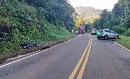 Acidente foi na manhã deste sábado (22)