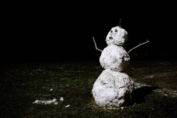 Fenômeno deve trazer frio e umidade ao Estado. Com essa combinação, pode nevar, ter chuva congelada ou congelante em alguns municípios da Serra. Meteorologista da Climatempo afirma que a temperatura não deve ser tão baixa quanto a registrada no último sábado (29) e domingo (30)