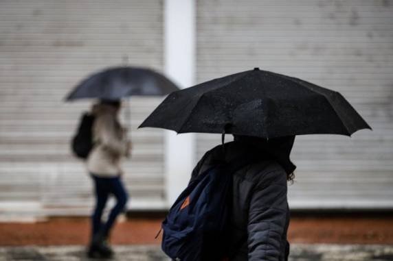 Órgão indica possibilidade de chuva com volumes entre 25 e 40 milímetros na segunda-feira e até 60 milímetros na terça-feira, além de rajadas de vento e condições para queda de granizo