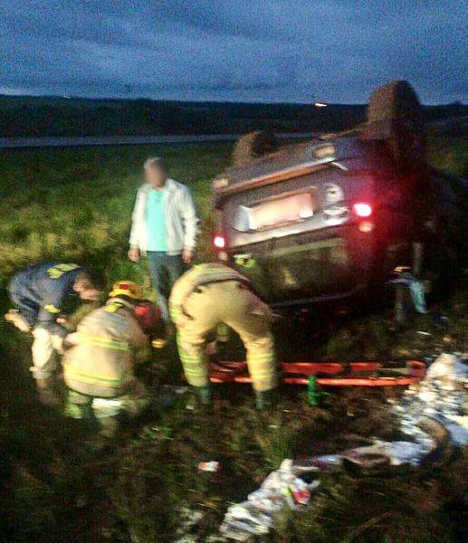 O acidente ocorreu na BR-285 e deixou duas pessoas feridas