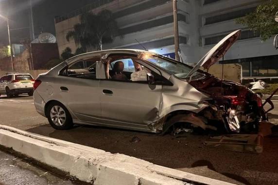 Homem, que tem 38 anos e trabalha como motorista de aplicativo, foi encaminhado para atendimento hospitalar