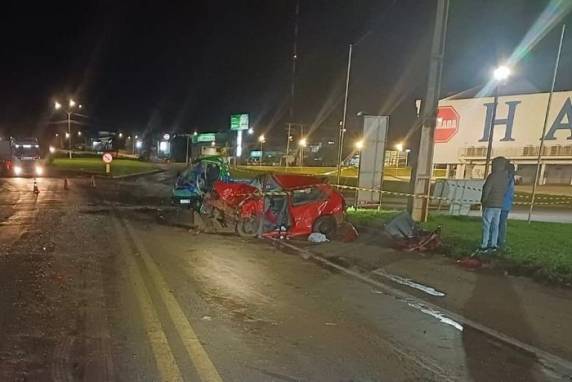 O acidente foi por volta das 20h30min de sexta-feira no km 456. A vítima tinha 62 anos.