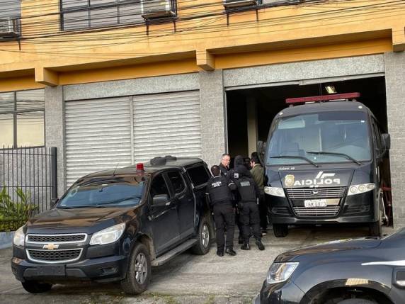 Segundo a investigação, grupo criminoso comandava o esquema de dentro do Presídio Regional de Pelotas