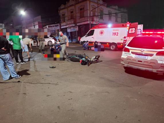 O fato ocorreu na Rua do Comércio, na esquina do Zanon